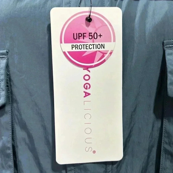 Yogalicious Windbreaker UPF 50+ protection,zip up,drawstring waist,chest pockets - Picture 2 of 13